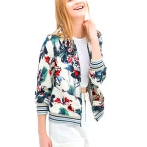 Trafalgar ZARA, Size M, Off,white with blue/teal and red tropical print.